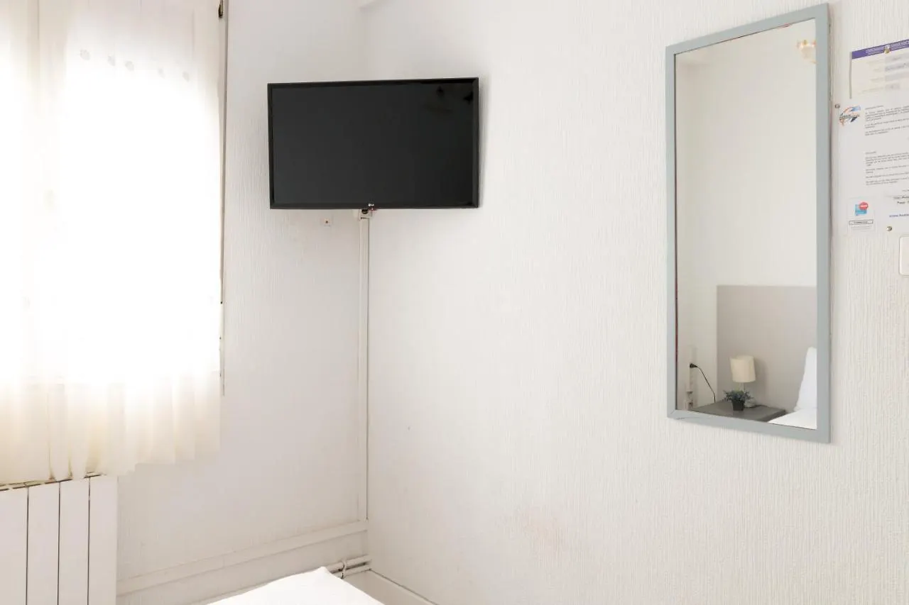 Pension Arias Bilbao Guest house